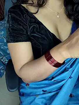 Tanvi-patil online show from 01/02/25, 06:07