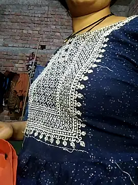 Simaran bhabhi online show from 03/13/25, 04:34