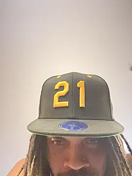 1BeautyN1Beast online show from 10/22/25, 01:17