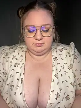 Chloe WS online show from 02/22/25, 03:34