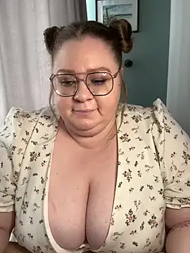 Chloe WS online show from 02/28/25, 08:09