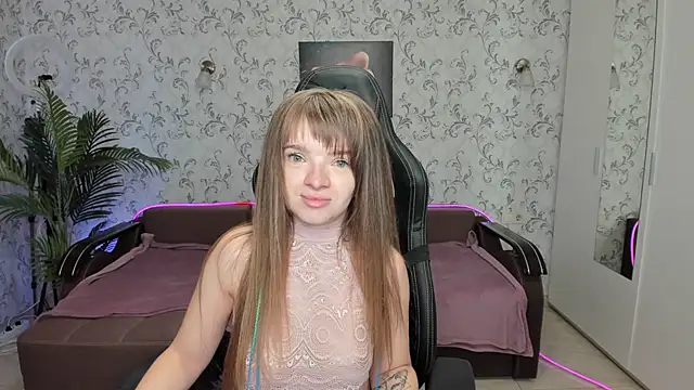 Snapshot of Eva_Rosec chatting on 12/17/24, 12:54 Eva Rosec online show from 12/17/24, 12:54