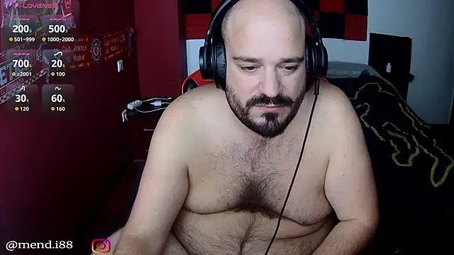 Snapshot of menditeta1 chatting on 11/15/25, 10:48 menditeta1 online show from 11/15/25, 10:48