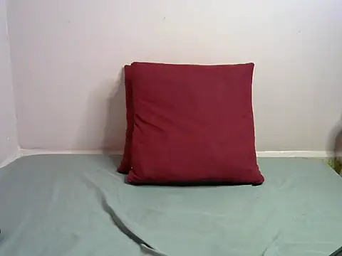 Snapshot of karen_sexy69 chatting on 03/01/25, 03:27 karen sexy69 online show from 03/01/25, 03:27