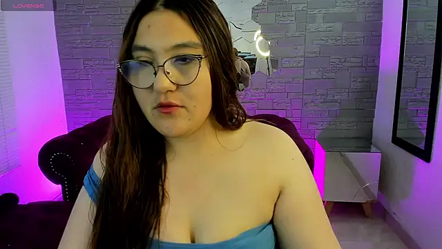 conniejames m online show from 10/29/25, 12:18