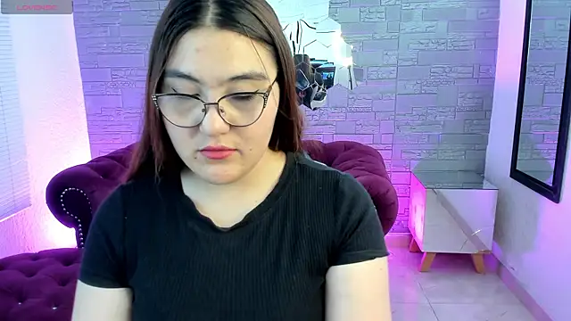 conniejames m online show from 10/30/25, 12:28