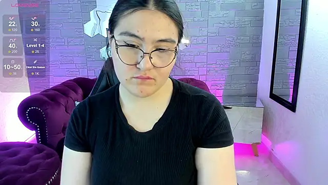 conniejames m online show from 11/18/25, 12:31