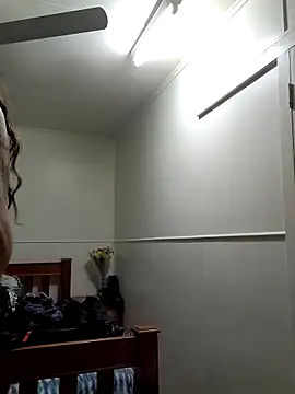 atenealovve 77 online show from 03/18/25, 03:31