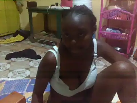 Snapshot of hotpristine chatting on 01/04/25, 01:10 hotpristine online show from 01/04/25, 01:10