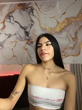 liss hot  online show from 11/14/25, 11:13