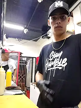 TenderBoyBigCock  online show from 11/14/25, 11:02