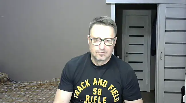 HarrySnake online show from 01/11/25, 04:03