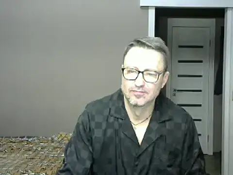 HarrySnake online show from 01/19/25, 02:49