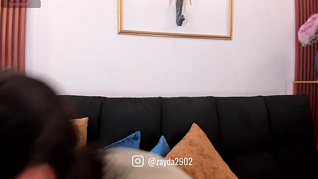 Snapshot of Zayda_1 chatting on 10/23/25, 06:17 Zayda 1 online show from 10/23/25, 06:17