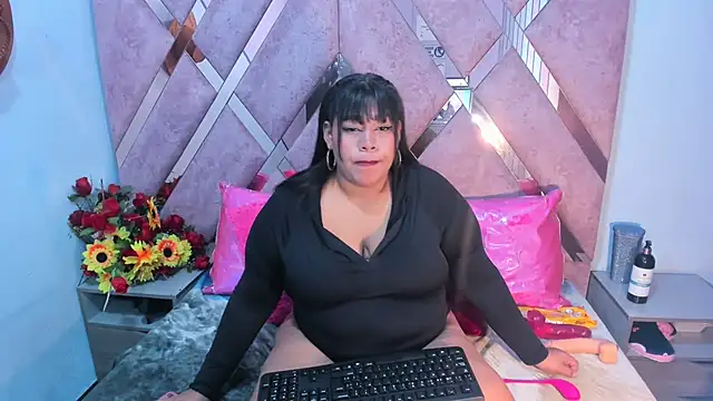 Snapshot of chanel_hot_001 chatting on 03/04/25, 03:33 chanel hot 001 online show from 03/04/25, 03:33