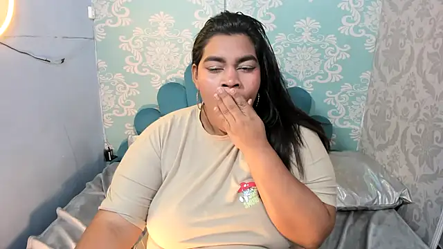 Snapshot of chanel_hot_001 chatting on 03/21/25, 05:21 chanel hot 001 online show from 03/21/25, 05:21