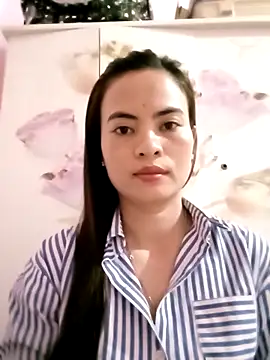 NgocQuyen2K online show from 03/17/25, 06:40