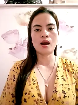 NgocQuyen2K online show from 03/22/25, 11:11