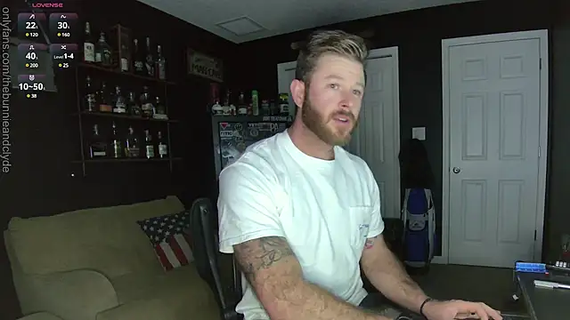 Snapshot of chillinthemosttt chatting on 01/14/25, 03:22 chillinthemosttt online show from 01/14/25, 03:22