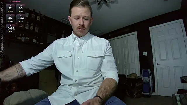 Snapshot of chillinthemosttt chatting on 02/18/25, 05:09 chillinthemosttt online show from 02/18/25, 05:09