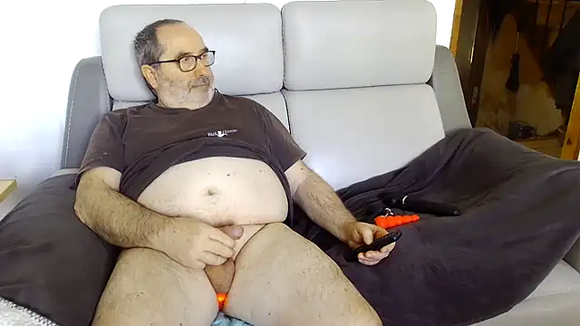 gillou1234 online show from 03/07/25, 09:07