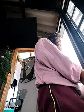 Snapshot of rebekka_simpson chatting on 03/06/25, 01:46 rebekka simpson online show from 03/06/25, 01:46