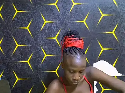 Snapshot of Spicey_diana chatting on 02/19/25, 03:28 Spicey diana online show from 02/19/25, 03:28