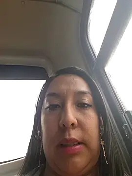 Snapshot of Bella_keny chatting on 02/07/25, 07:49 Bella keny online show from 02/07/25, 07:49