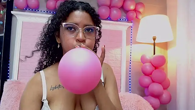 JessyZoe online show from 02/03/25, 10:21