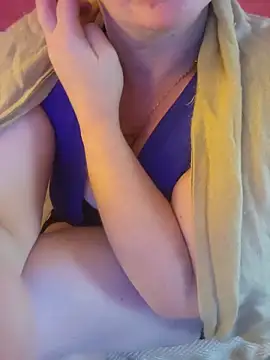 cruellaculdenfer67 online show from 10/13/25, 08:03