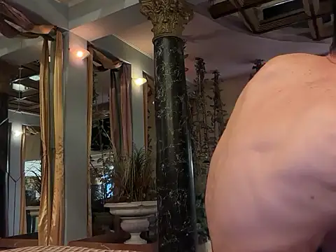 Snapshot of nicolaaaaas chatting on 10/27/25, 09:52 nicolaaaaas online show from 10/27/25, 09:52