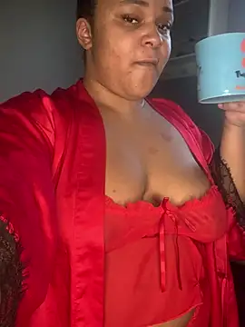 Snapshot of yourfavlightskinn chatting on 12/26/24, 03:20 yourfavlightskinn online show from 12/26/24, 03:20