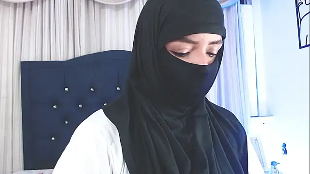 Uzra hayed online show from 02/11/25, 10:50