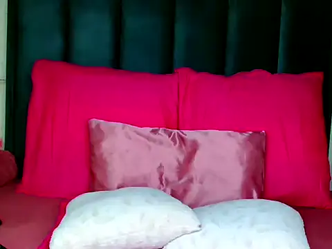 Kiaralane xx online show from 11/09/25, 02:26