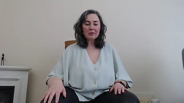 MilfGina online show from 02/28/25, 12:31