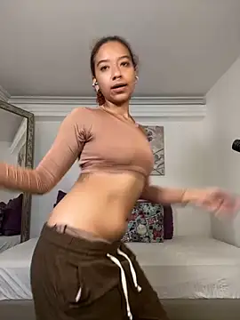 rubi star online show from 11/04/25, 05:01