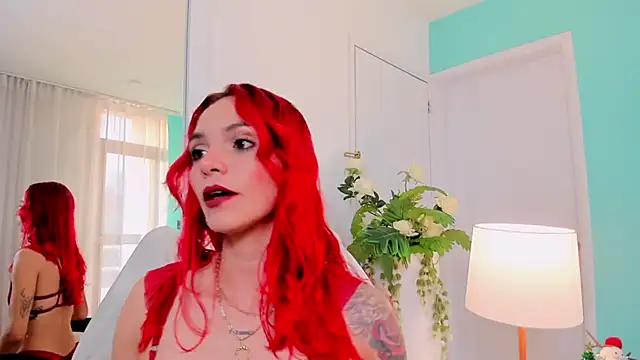 Snapshot of MeganLorensx chatting on 12/04/24, 10:19 MeganLorensx online show from 12/04/24, 10:19