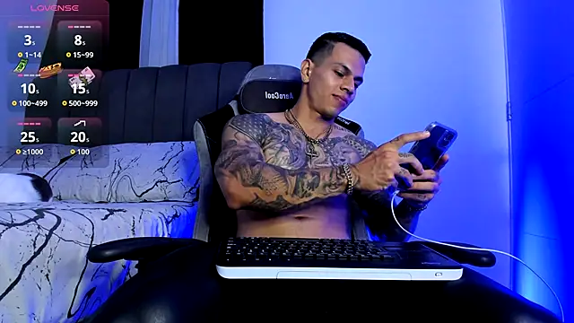 Aron Dark online show from 11/13/25, 12:42