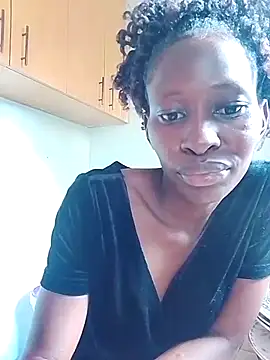 LOVELY-2BERRY online show from 11/11/25, 06:35