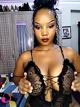 Snapshot of Spotty_Coochie chatting on 02/09/25, 09:39 Spotty Coochie online show from 02/09/25, 09:39