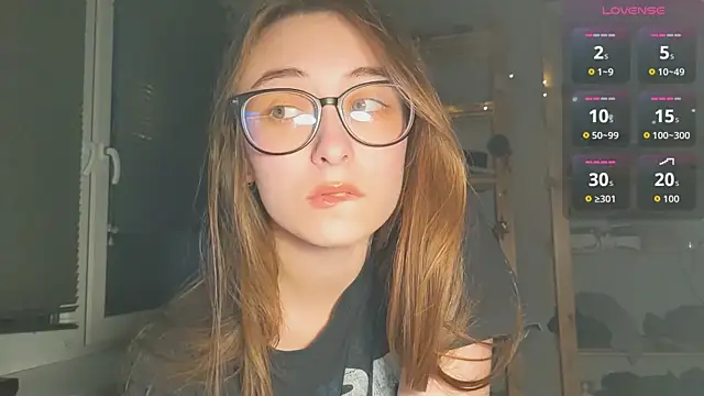 monlight  dana online show from 11/02/25, 03:14