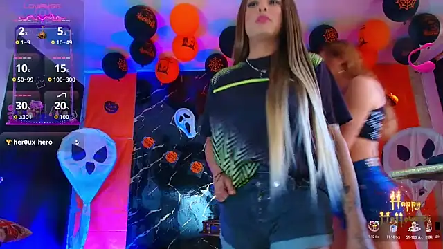 Snapshot of PARADISE_S7S chatting on 10/19/25, 06:30 PARADISE S7S online show from 10/19/25, 06:30