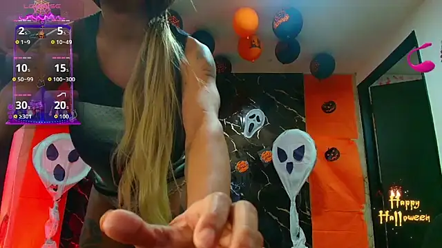 Snapshot of PARADISE_S7S chatting on 10/27/25, 09:24 PARADISE S7S online show from 10/27/25, 09:24