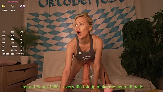 Bestie Online online show from 09/28/25, 06:19