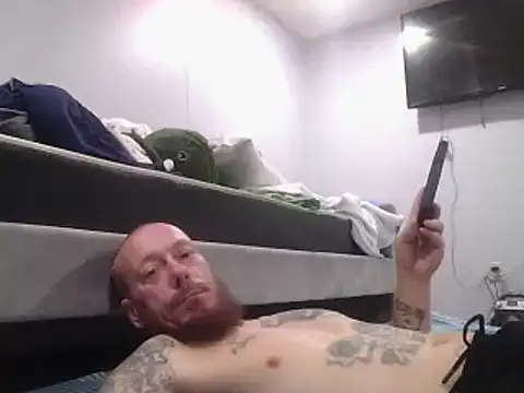 Snapshot of deepinnnnn chatting on 02/14/25, 03:05 deepinnnnn online show from 02/14/25, 03:05