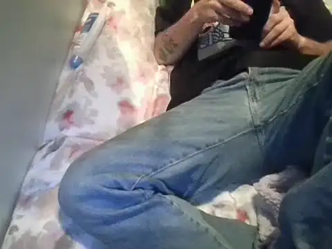 Snapshot of deepinnnnn chatting on 03/04/25, 07:41 deepinnnnn online show from 03/04/25, 07:41