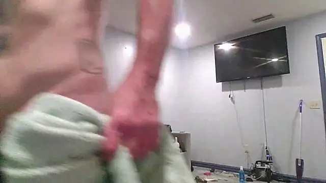 Snapshot of deepinnnnn chatting on 03/15/25, 07:09 deepinnnnn online show from 03/15/25, 07:09