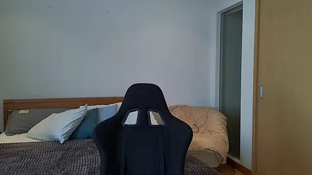 Snapshot of VanessaBayer2 chatting on 03/08/25, 07:49 VanessaBayer2 online show from 03/08/25, 07:49