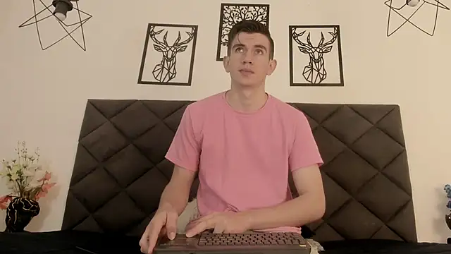 MikaelSlow online show from 03/13/25, 05:22