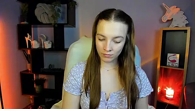 Snapshot of kenzie_x chatting on 03/13/25, 08:48 kenzie x online show from 03/13/25, 08:48
